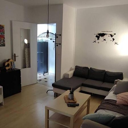Peaceful Apartment At Lyon 7 ภายนอก รูปภาพ