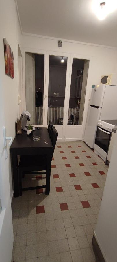 Peaceful Apartment At Lyon 7 ภายนอก รูปภาพ